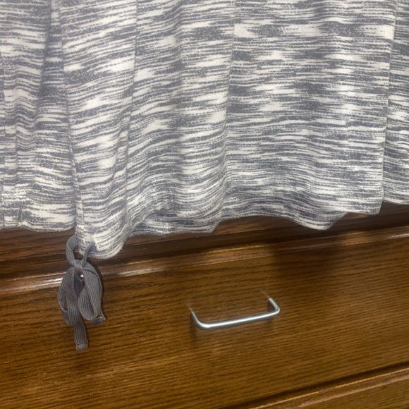 Talbots athletic pullover - Picture 3 of 3